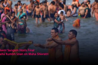 Triveni Sangam Hosts Final Maha Kumbh Snan on Maha Shivratri